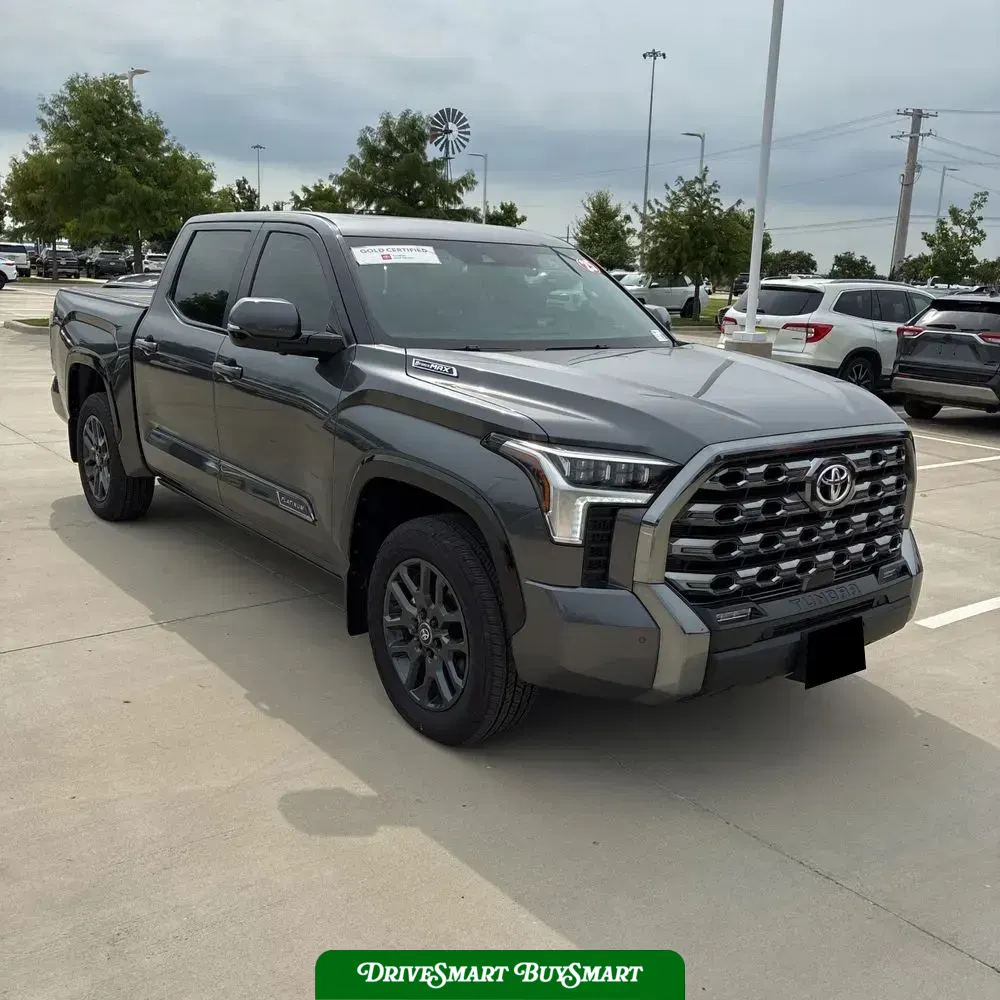 2025 Toyota Tundra Platinum HV