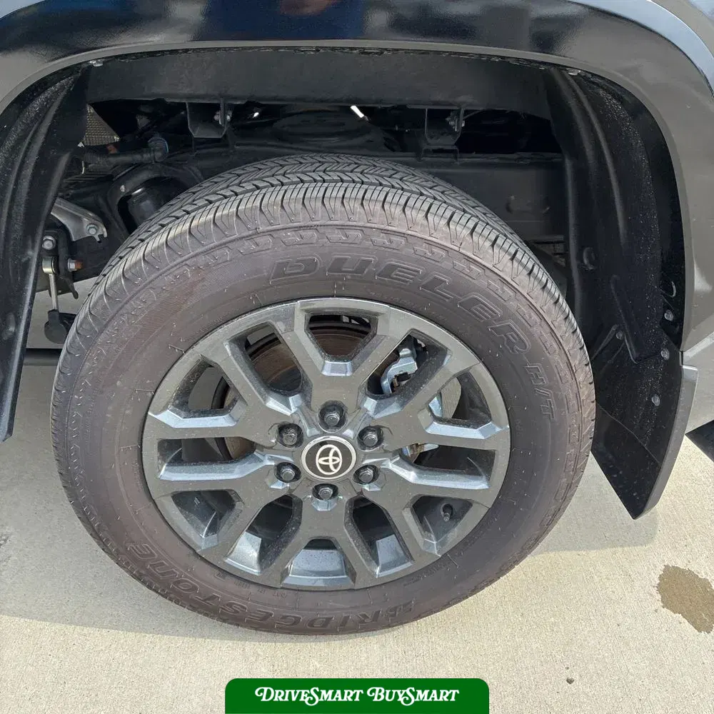 2025 Toyota Tundra Platinum HV