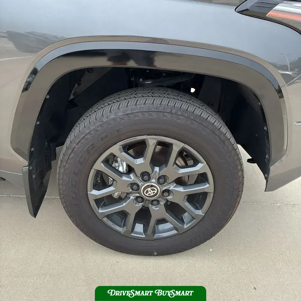 2025 Toyota Tundra Platinum HV