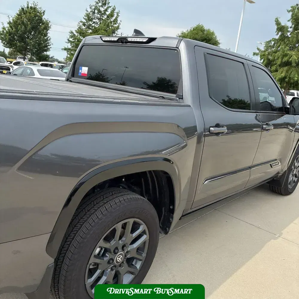 2025 Toyota Tundra Platinum HV