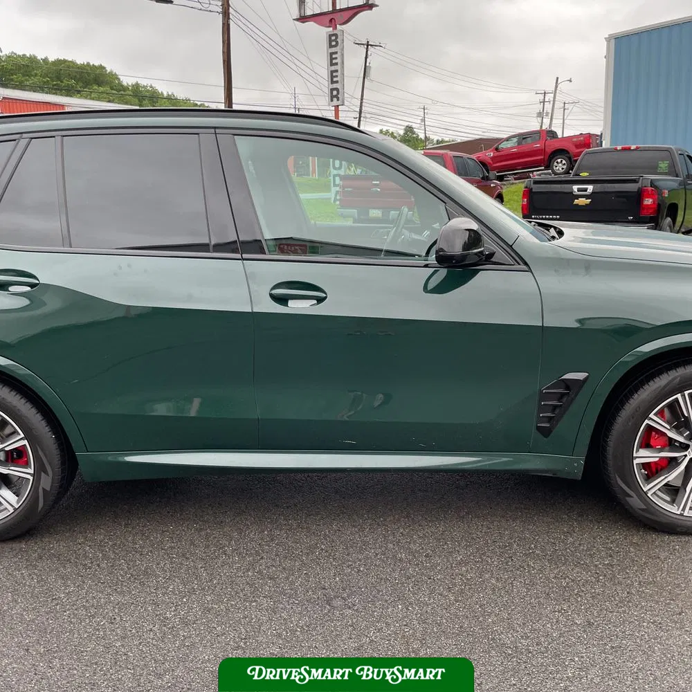 2024 BMW X5 M60i