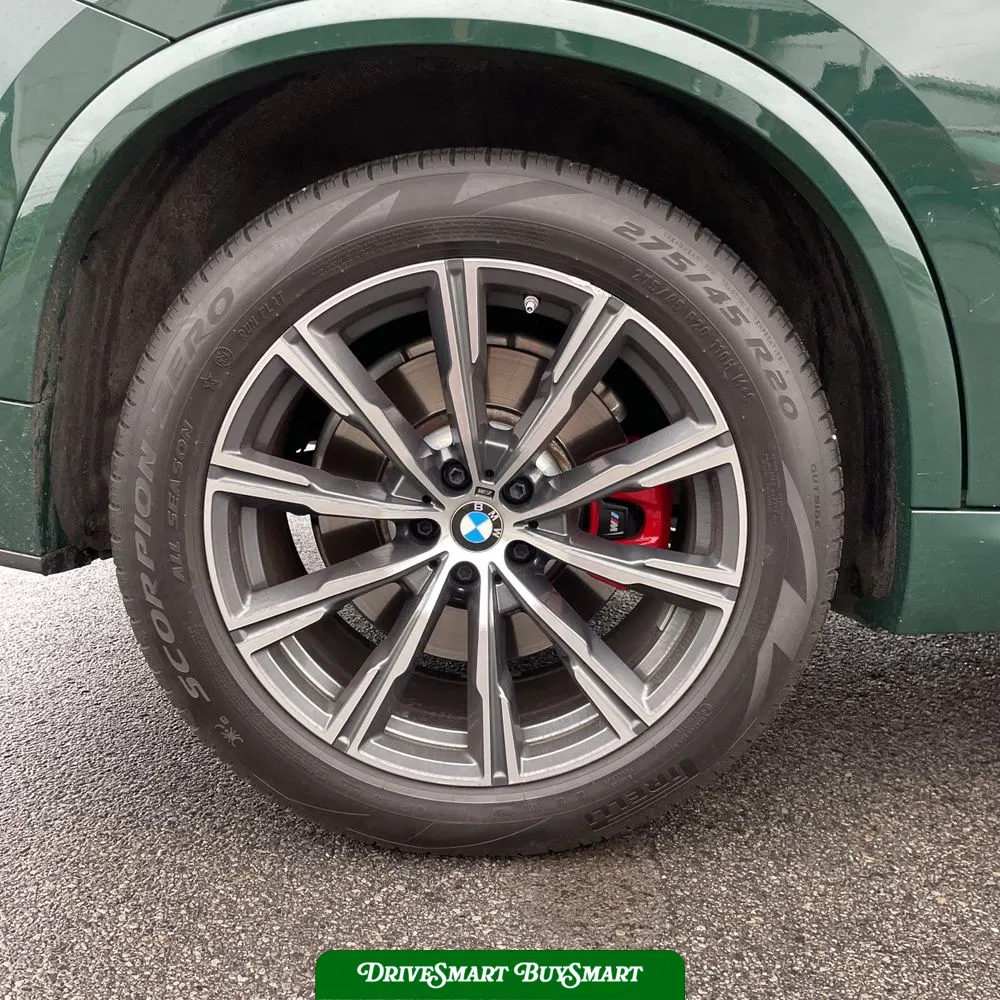 2024 BMW X5 M60i