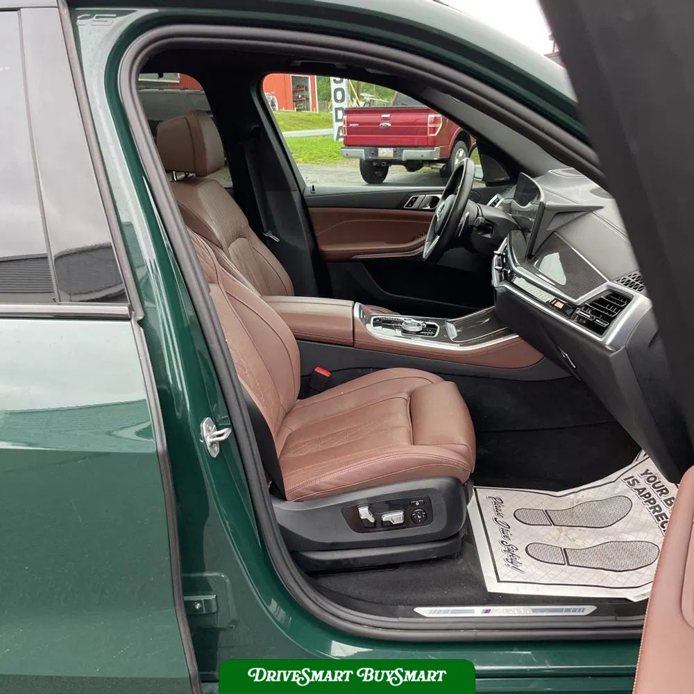 2024 BMW X5 M60i