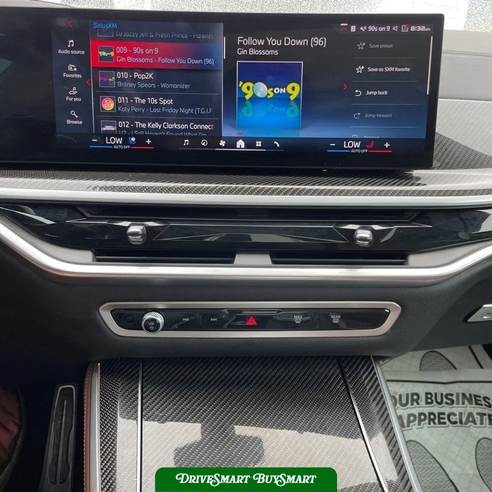 2024 BMW X5 M60i
