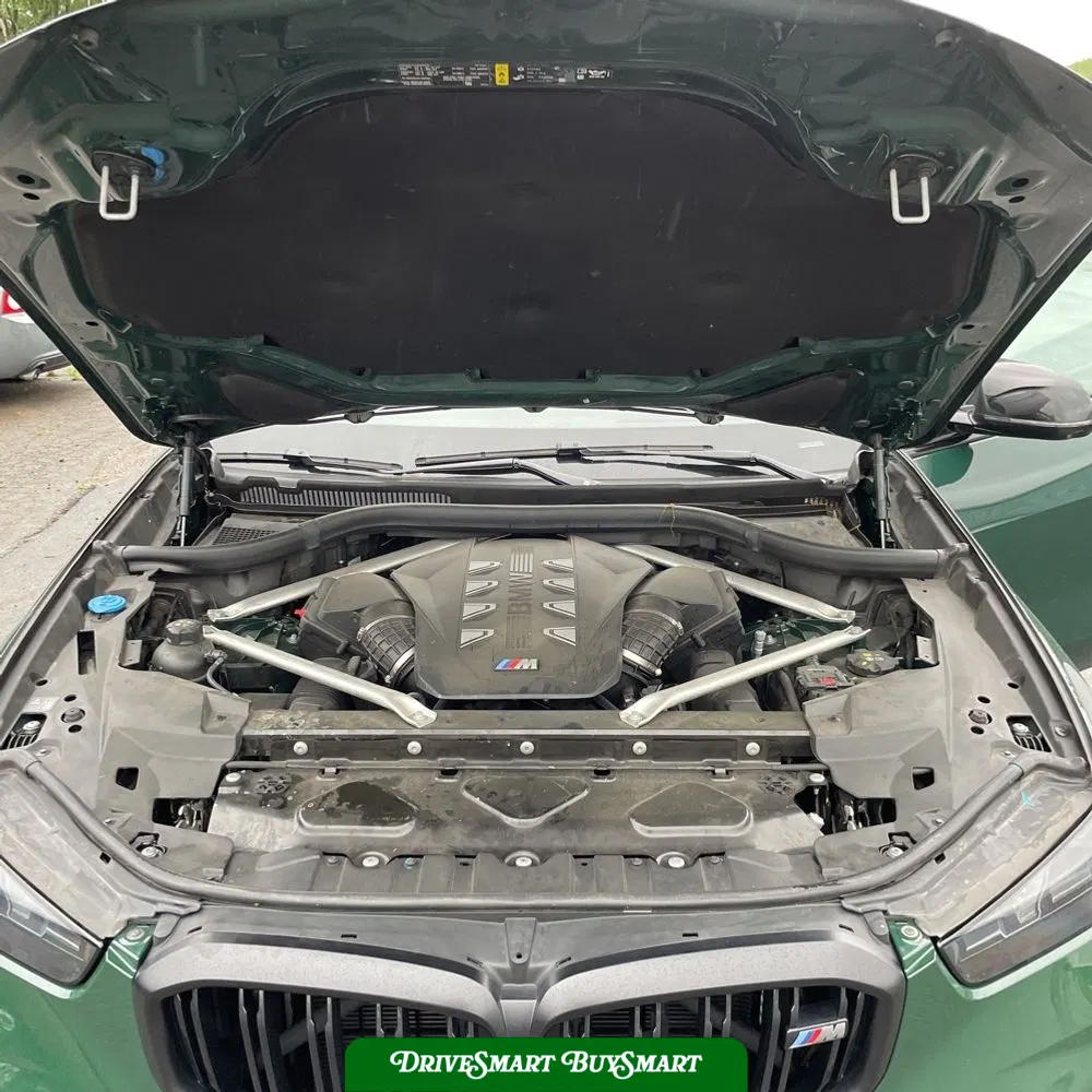 2024 BMW X5 M60i