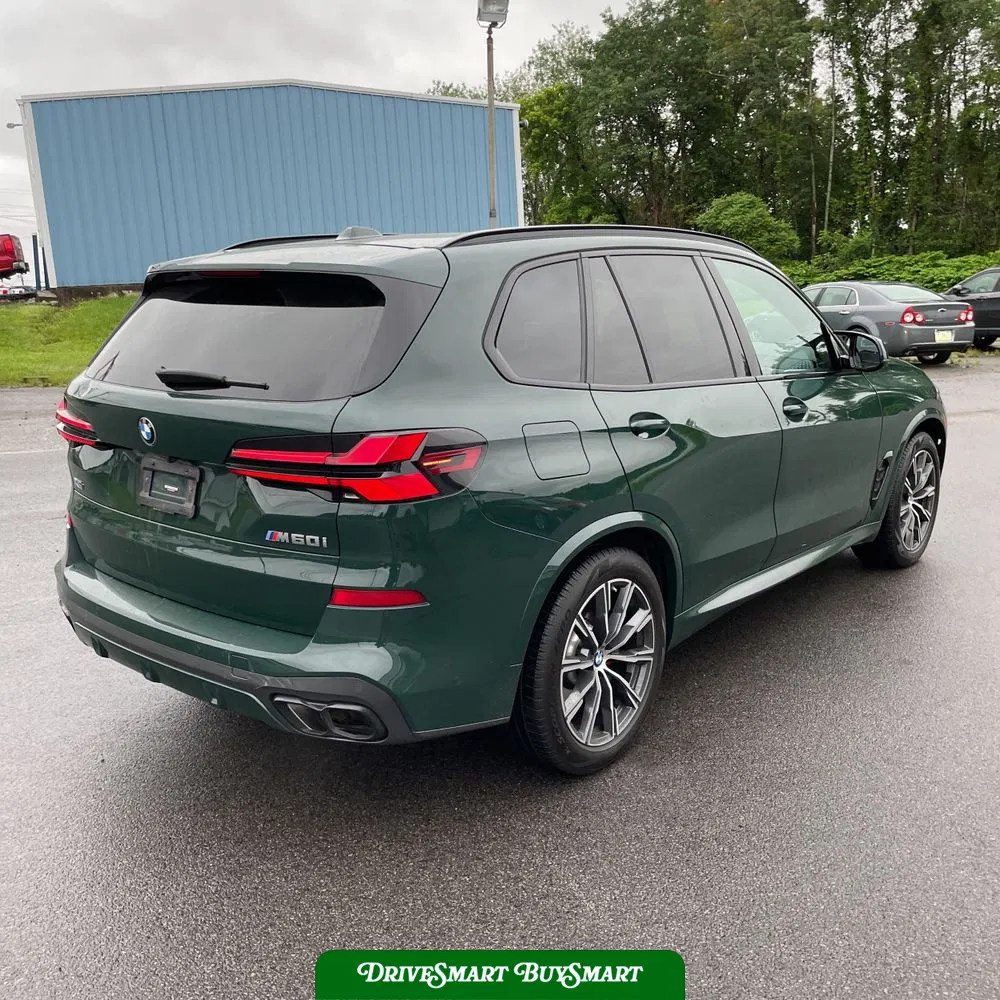 2024 BMW X5 M60i