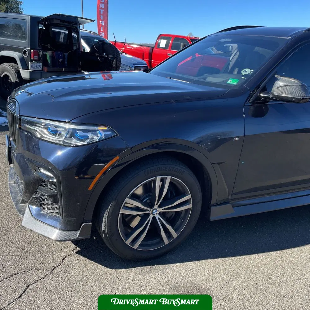 2022 BMW X7 M50i
