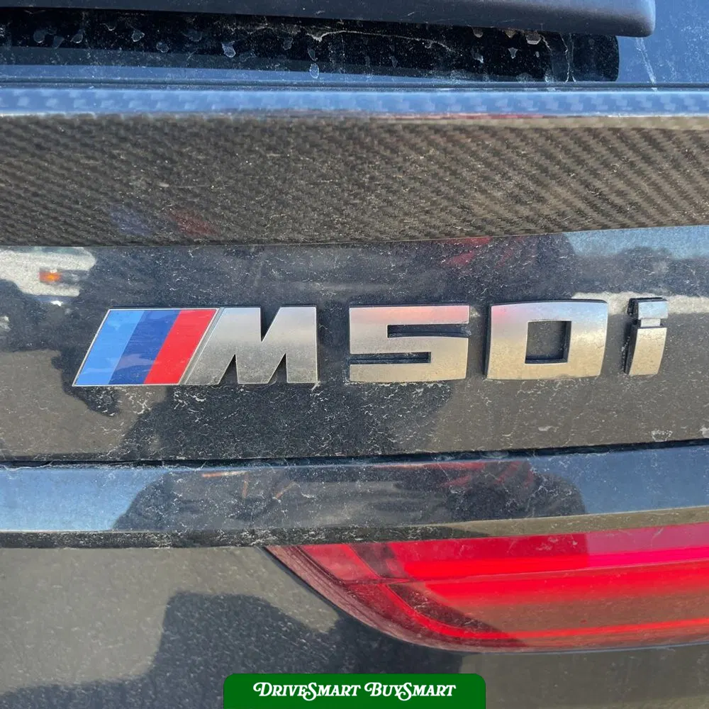 2022 BMW X7 M50i