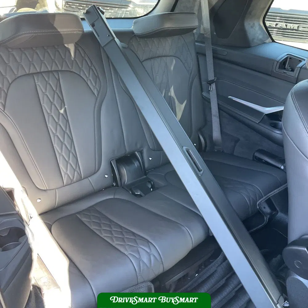 2022 BMW X7 M50i