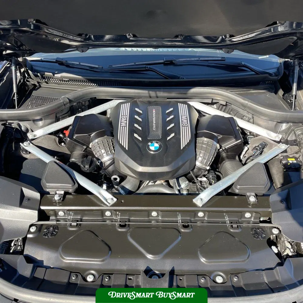 2022 BMW X7 M50i