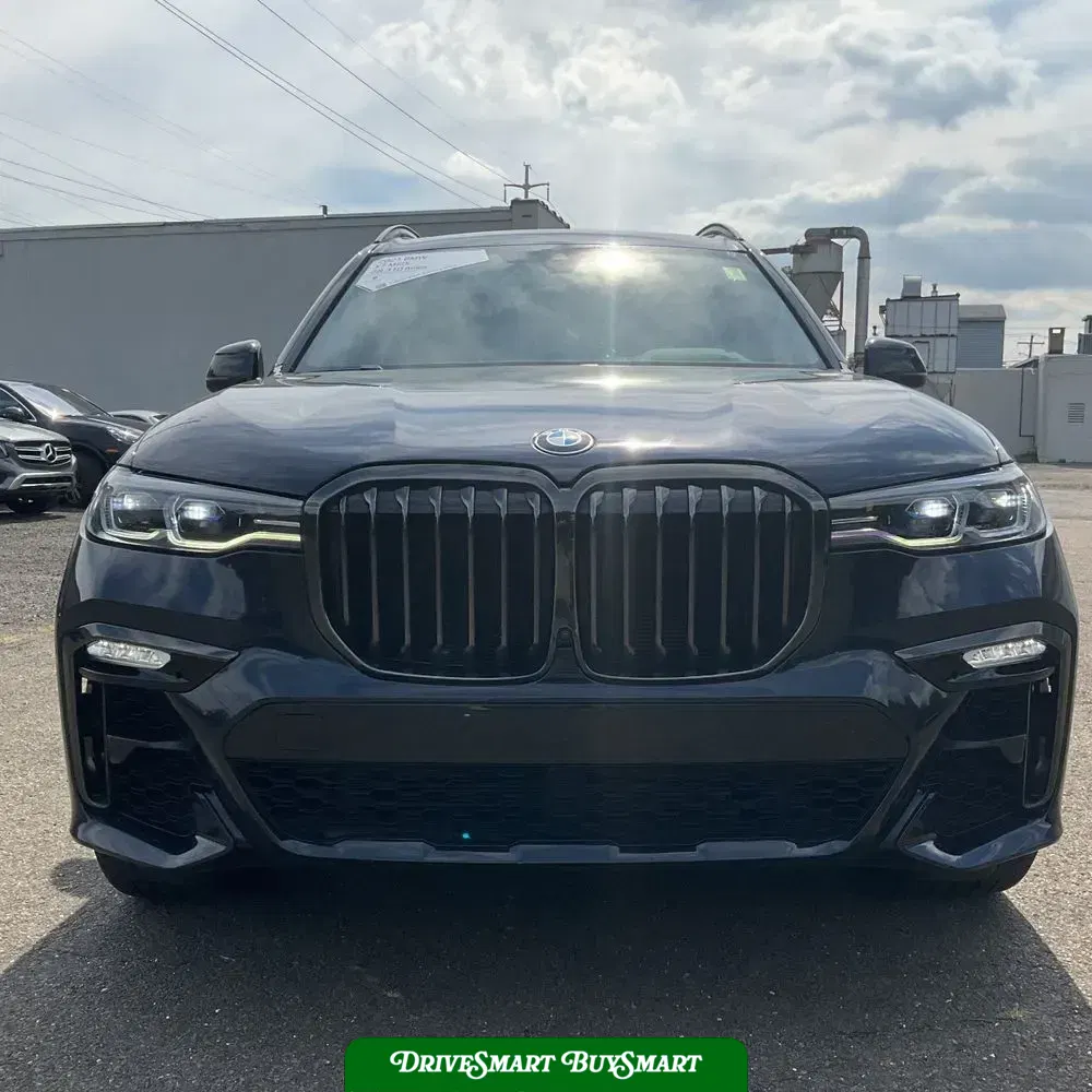 2021 BMW X7 M50i