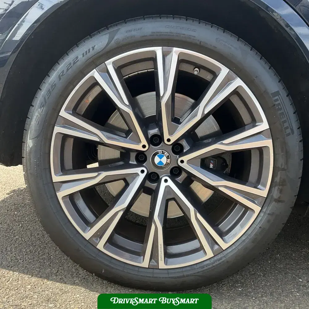 2021 BMW X7 M50i