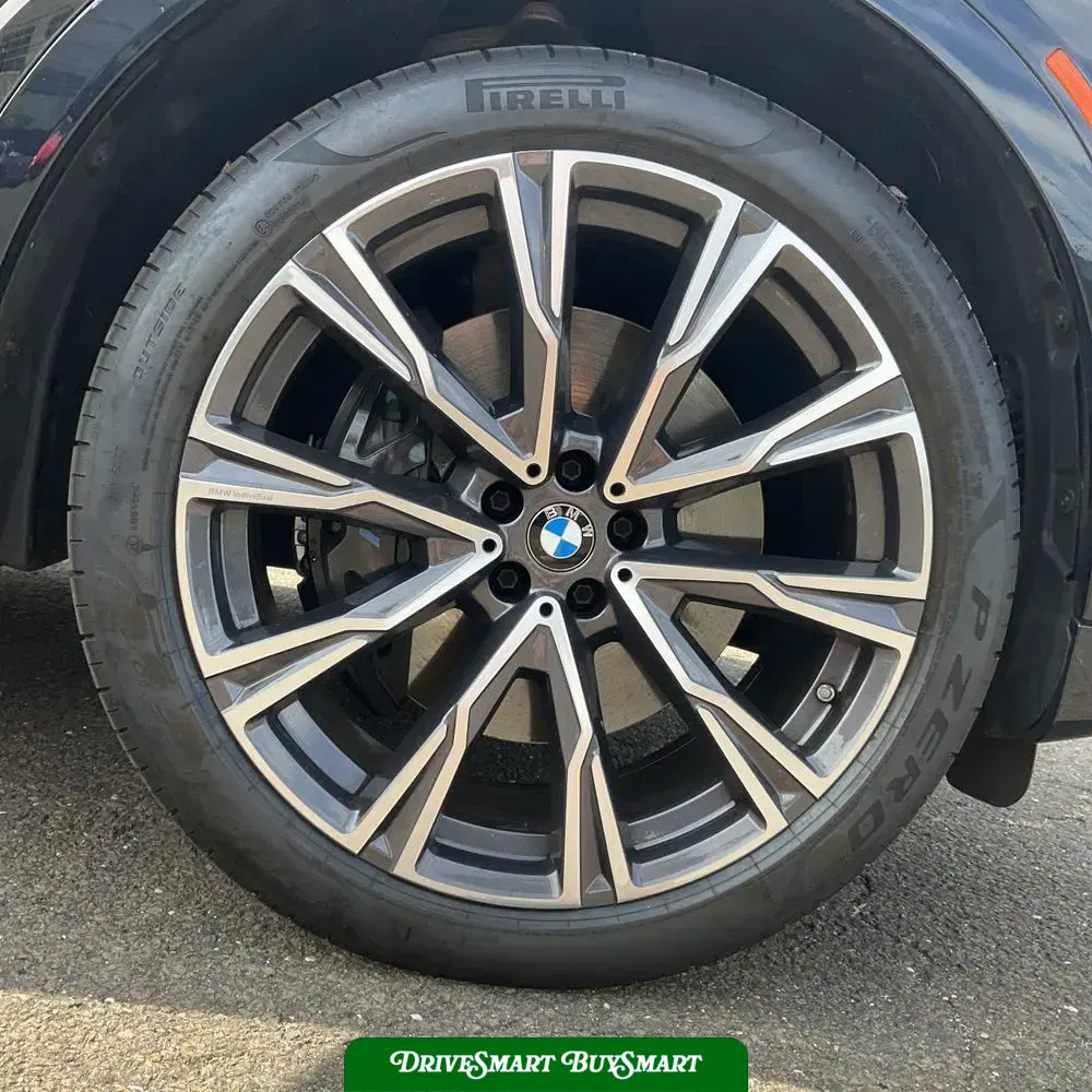 2021 BMW X7 M50i