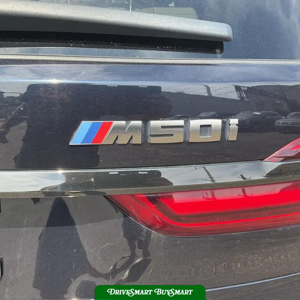 2021 BMW X7 M50i