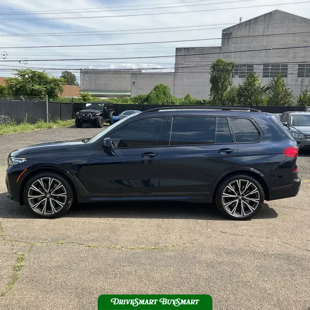 2021 BMW X7 M50i