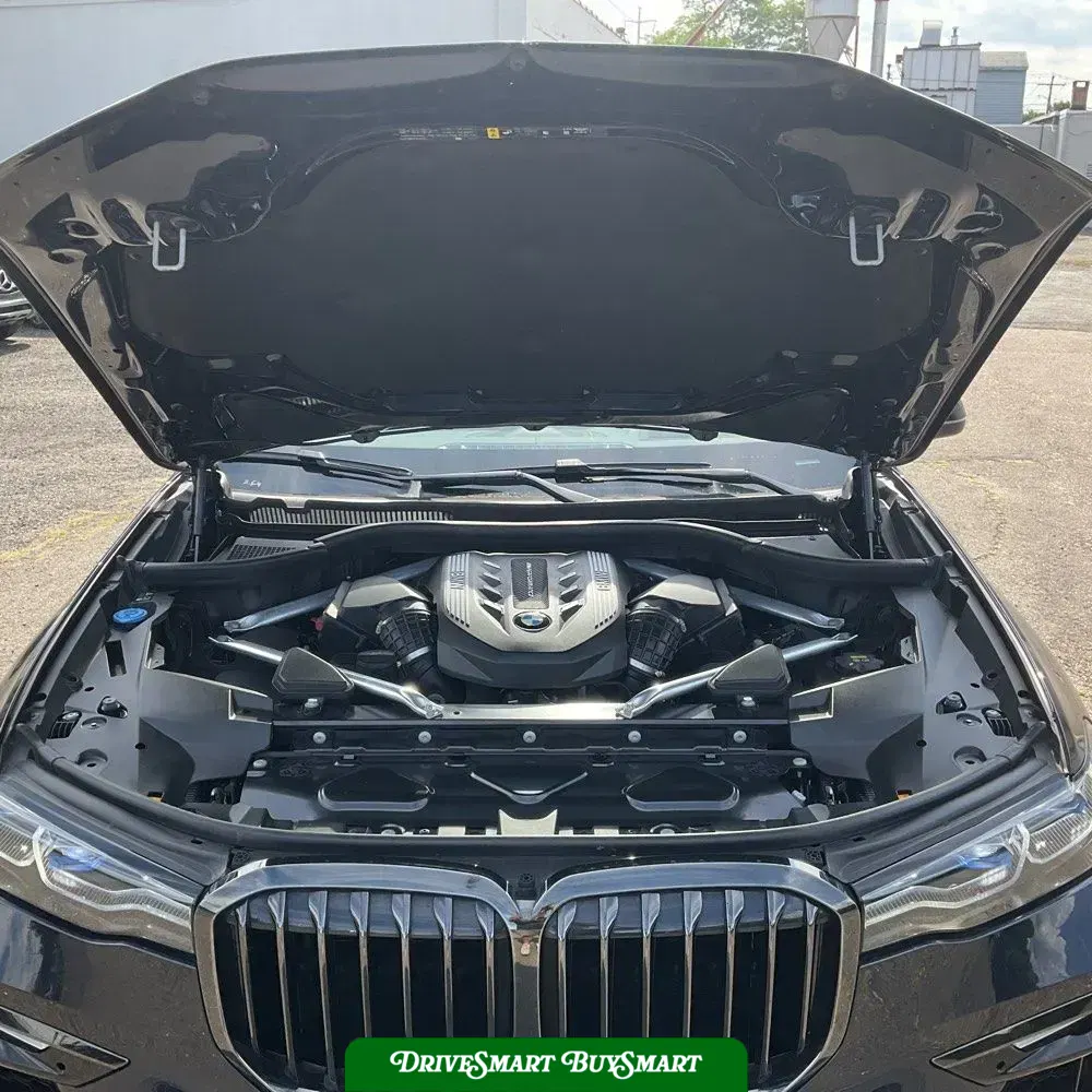 2021 BMW X7 M50i
