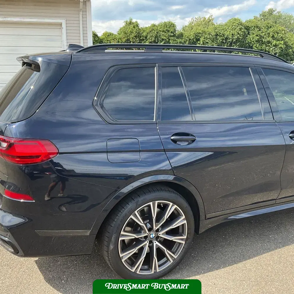 2021 BMW X7 M50i