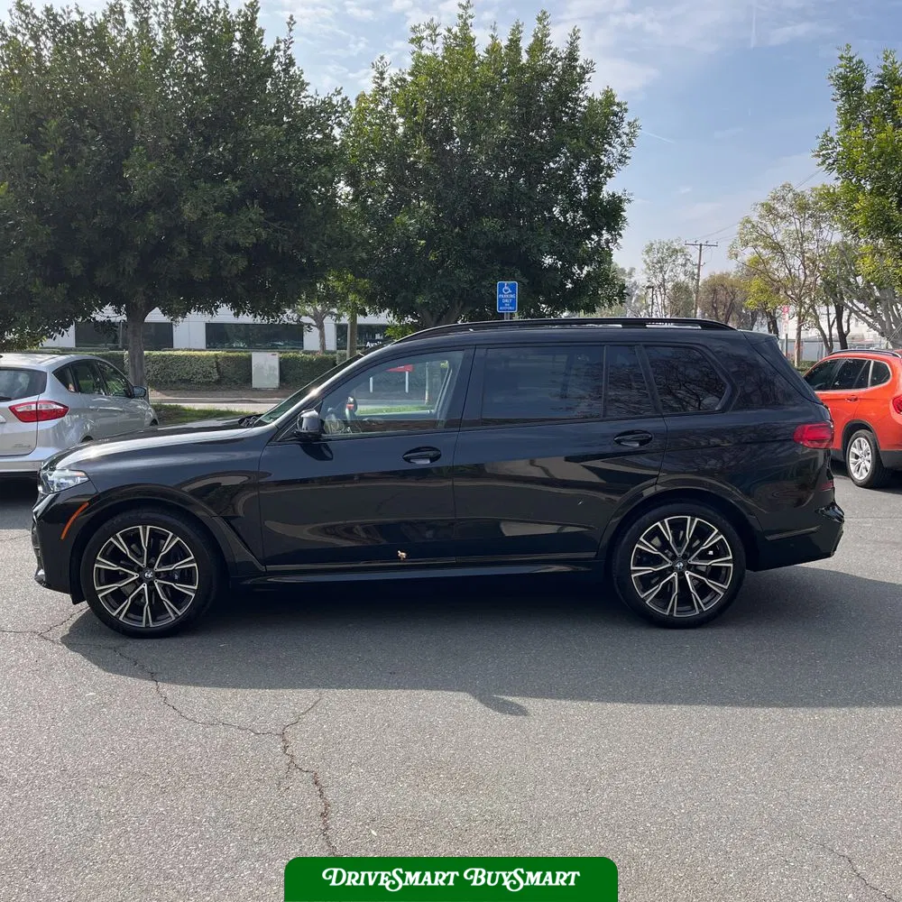 2020 BMW X7 M50i