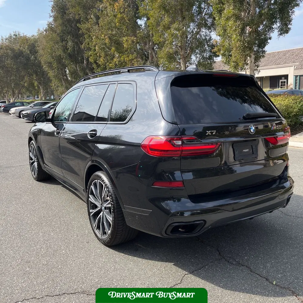 2020 BMW X7 M50i