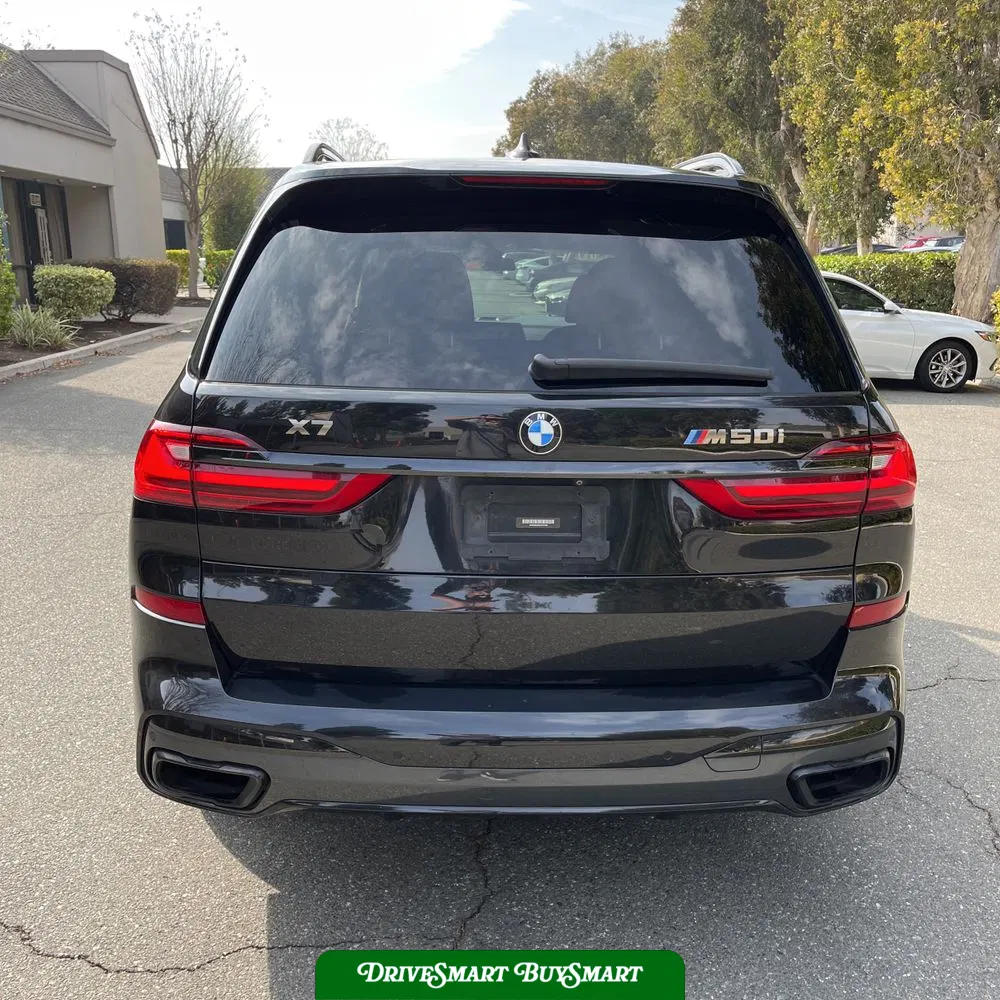 2020 BMW X7 M50i