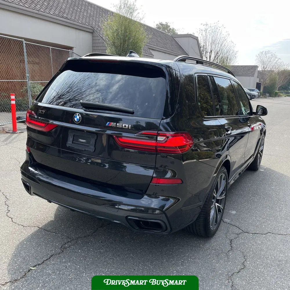 2020 BMW X7 M50i