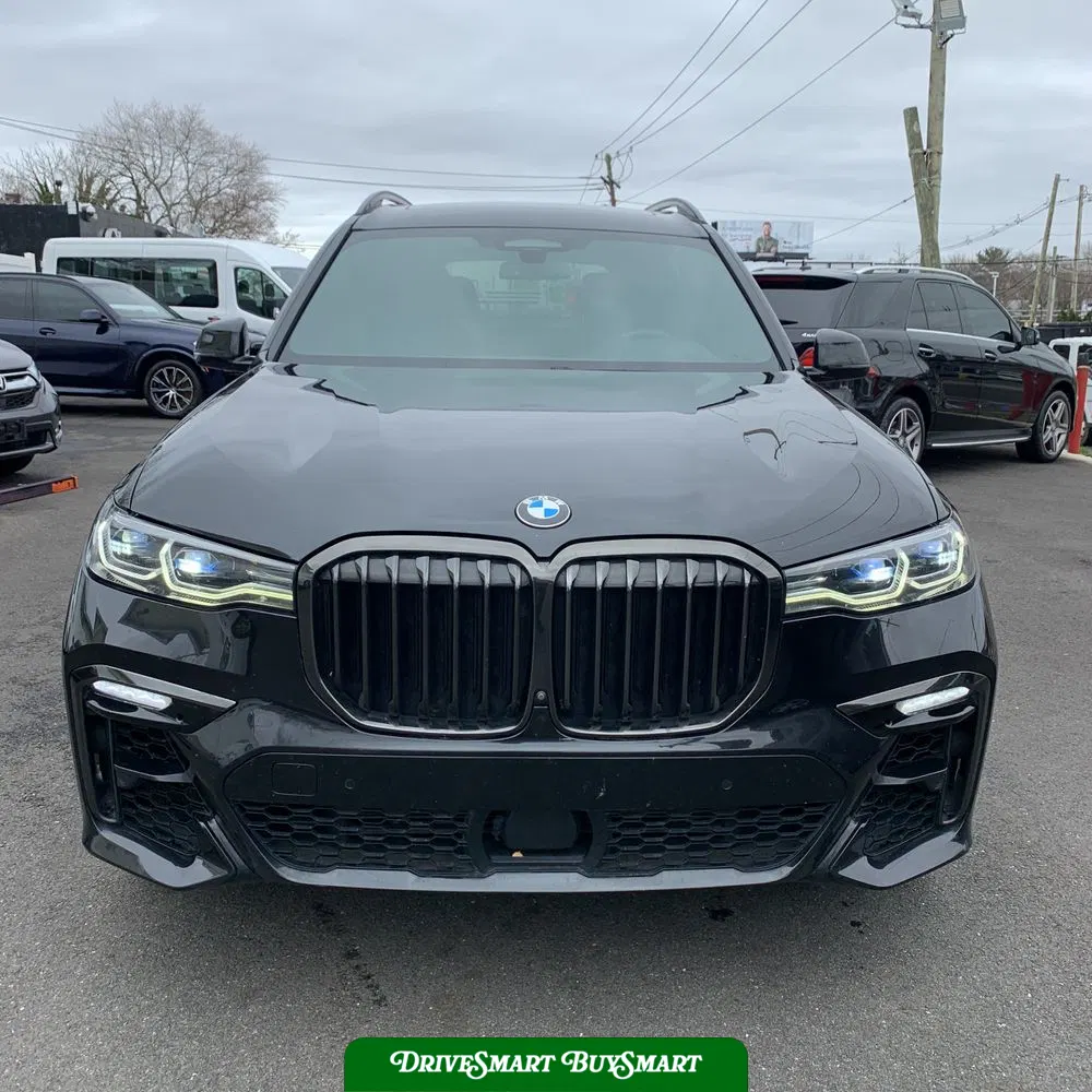 2021 BMW X7 M50i