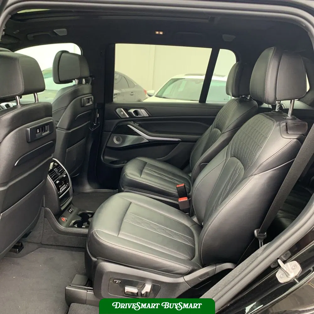 2021 BMW X7 M50i