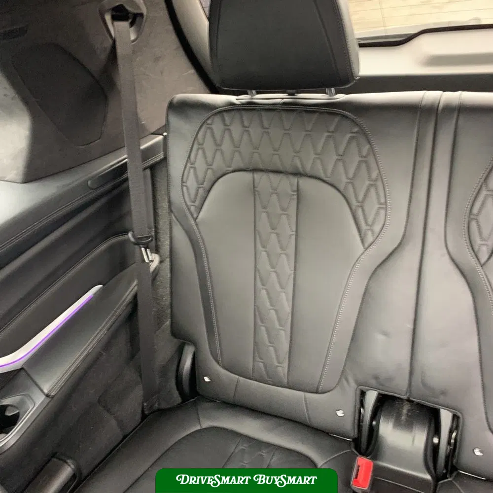 2021 BMW X7 M50i