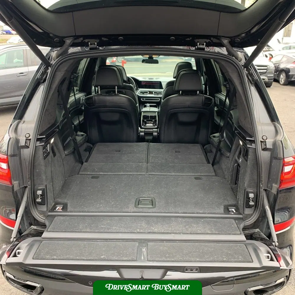 2021 BMW X7 M50i