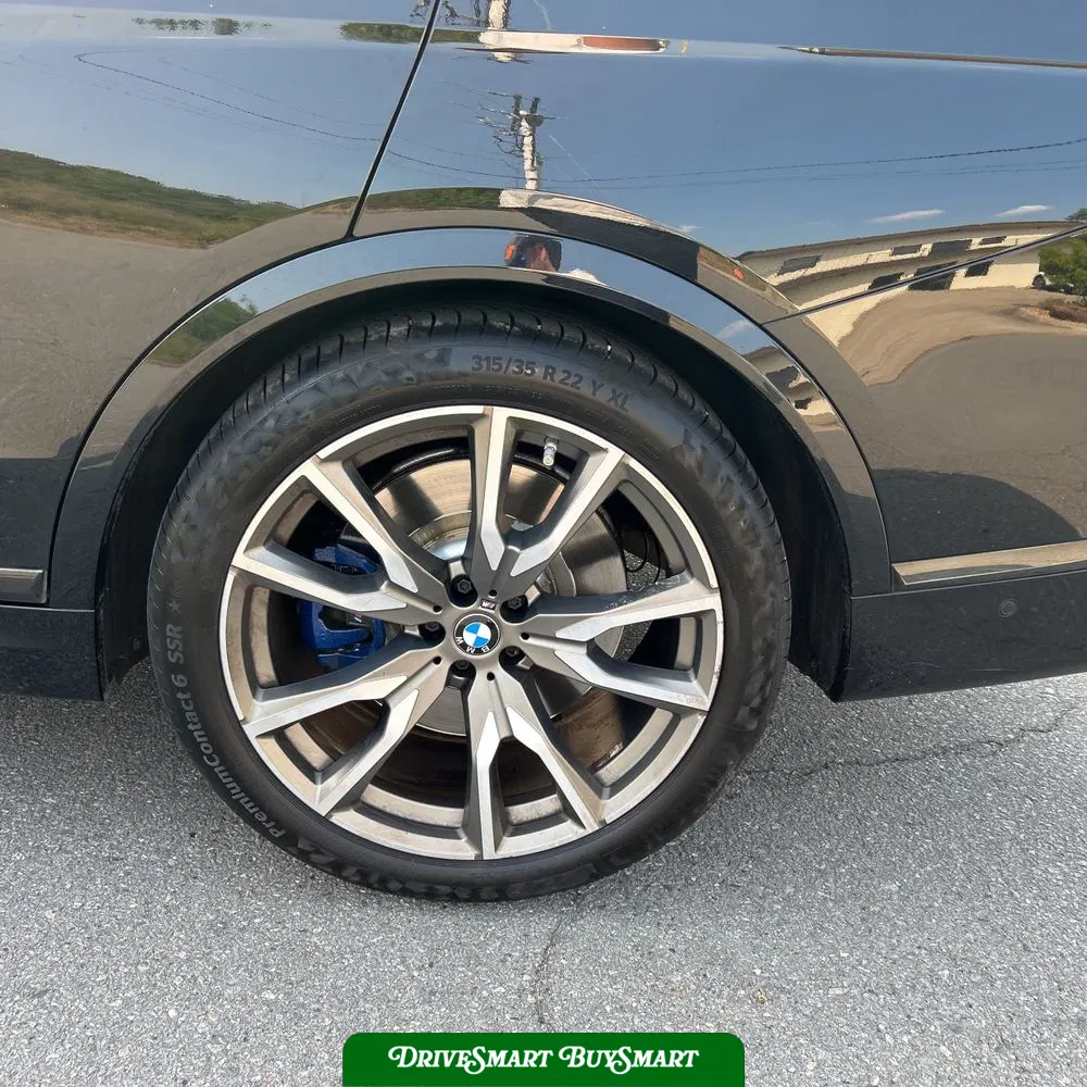 2021 BMW X7 M50i