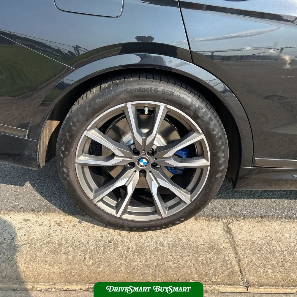 2021 BMW X7 M50i