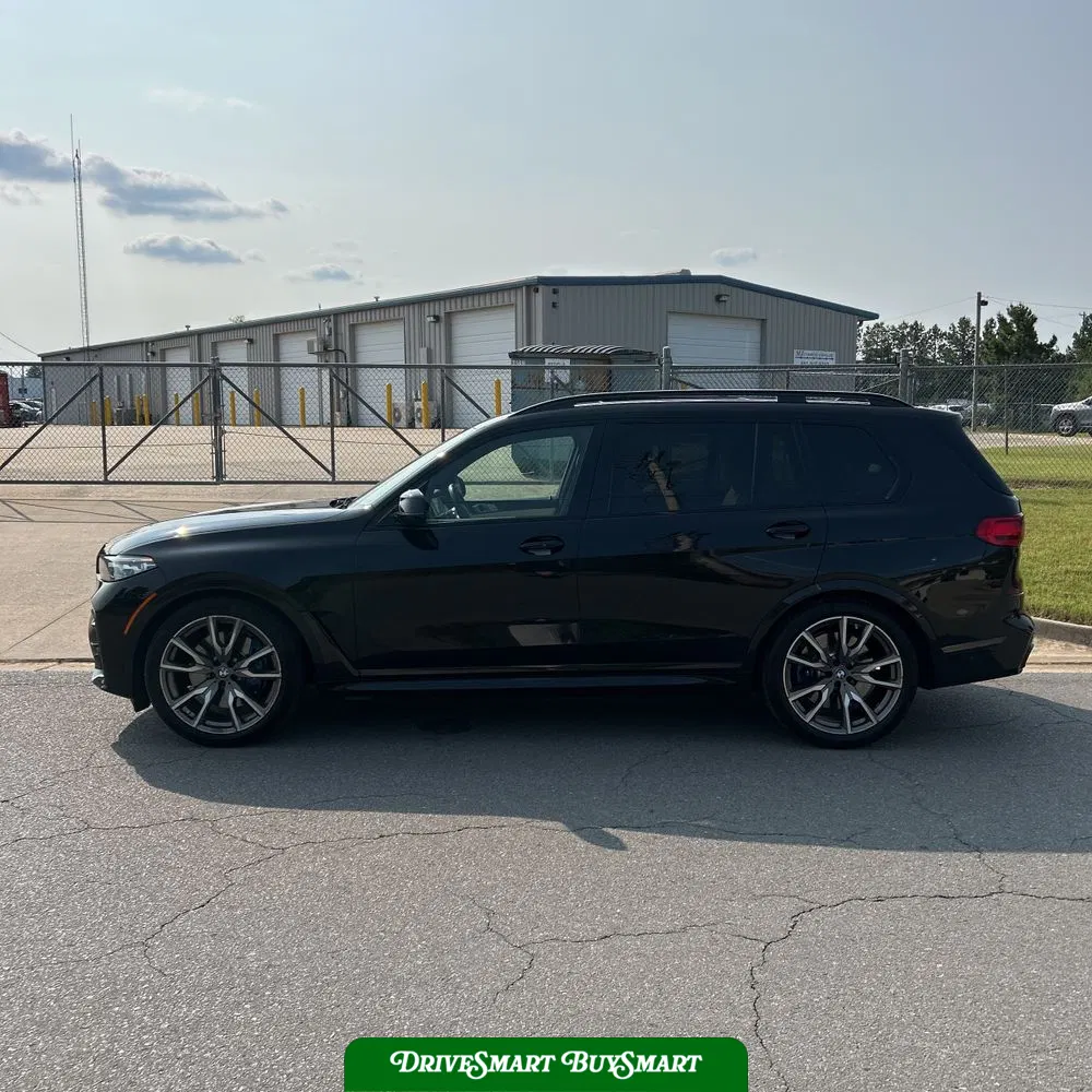 2021 BMW X7 M50i