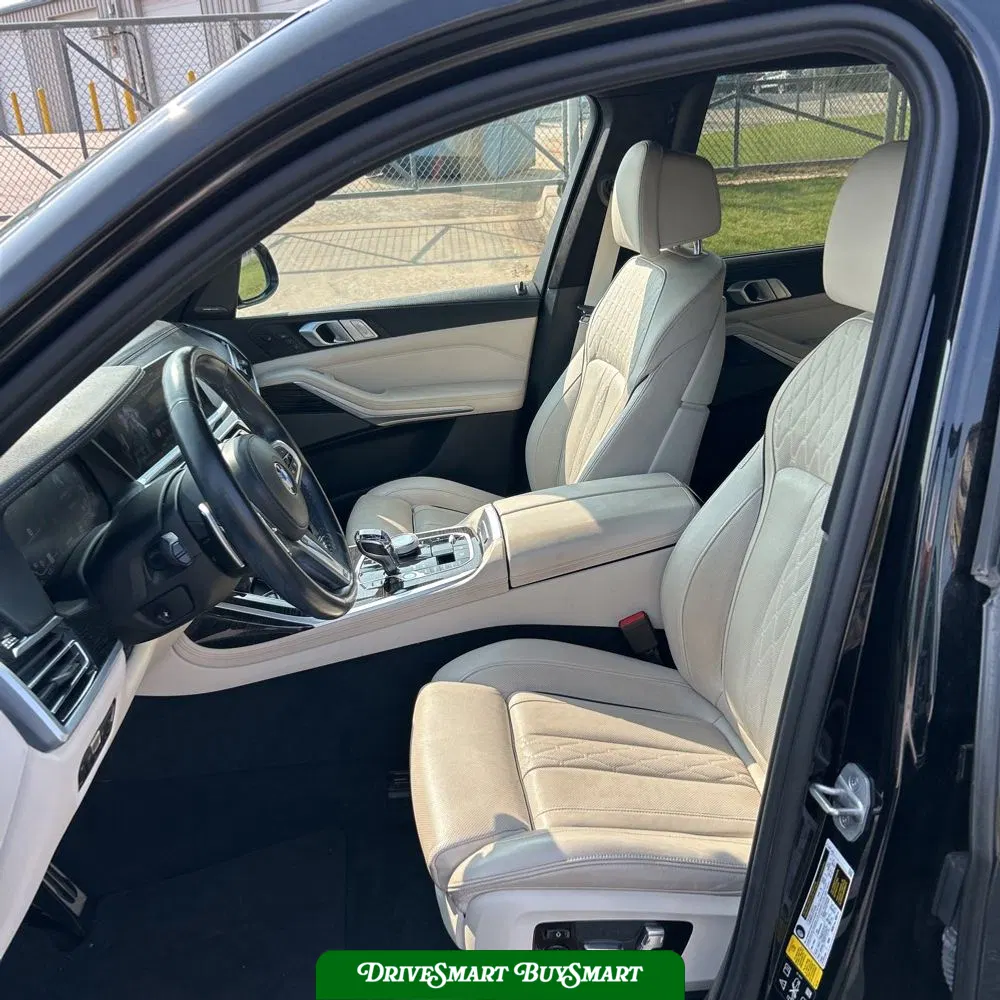 2021 BMW X7 M50i