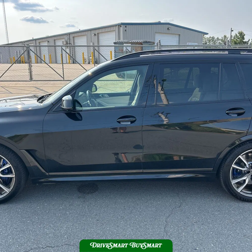 2021 BMW X7 M50i