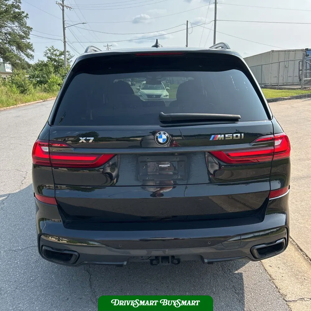 2021 BMW X7 M50i