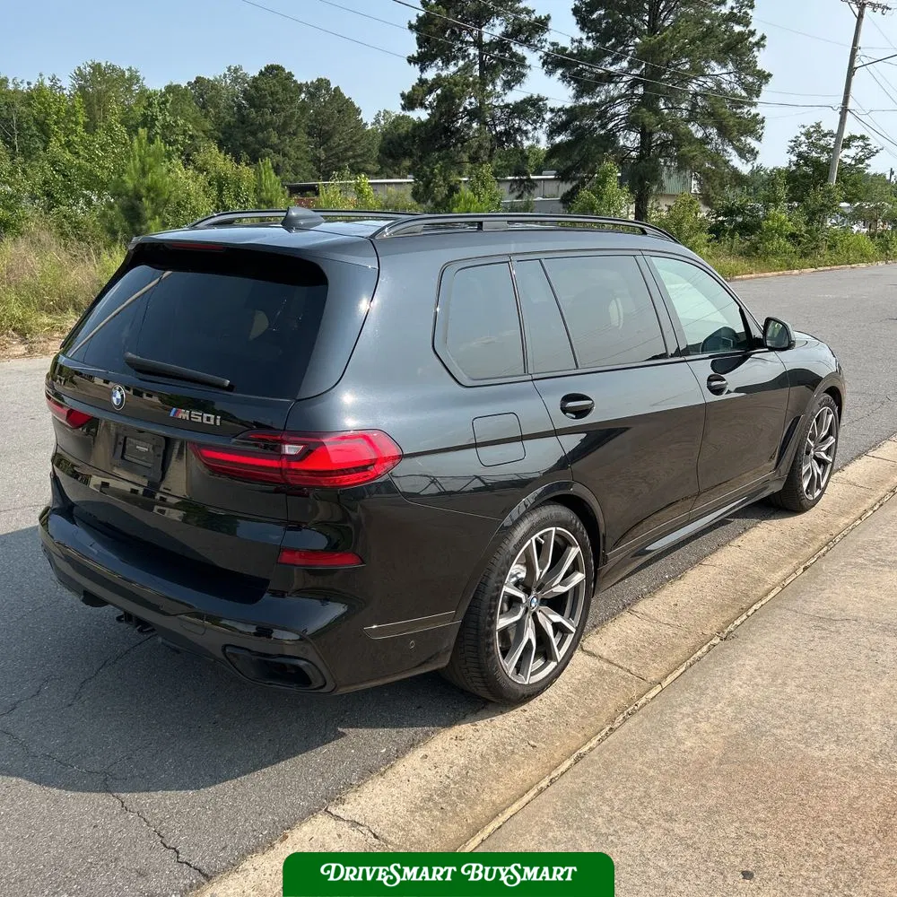 2021 BMW X7 M50i