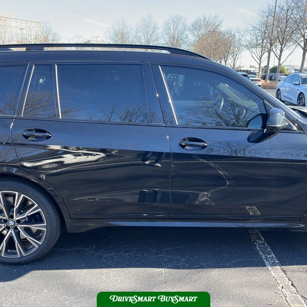2022 BMW X7 M50i