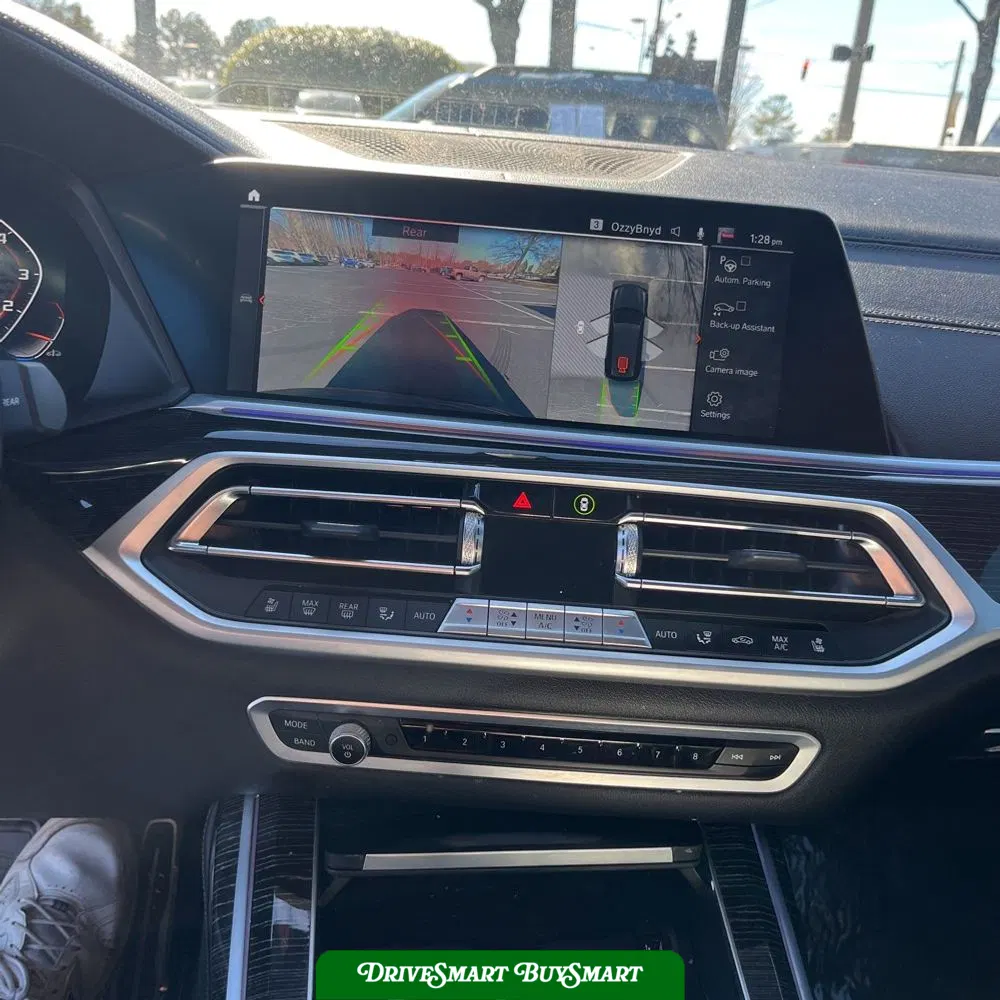 2022 BMW X7 M50i