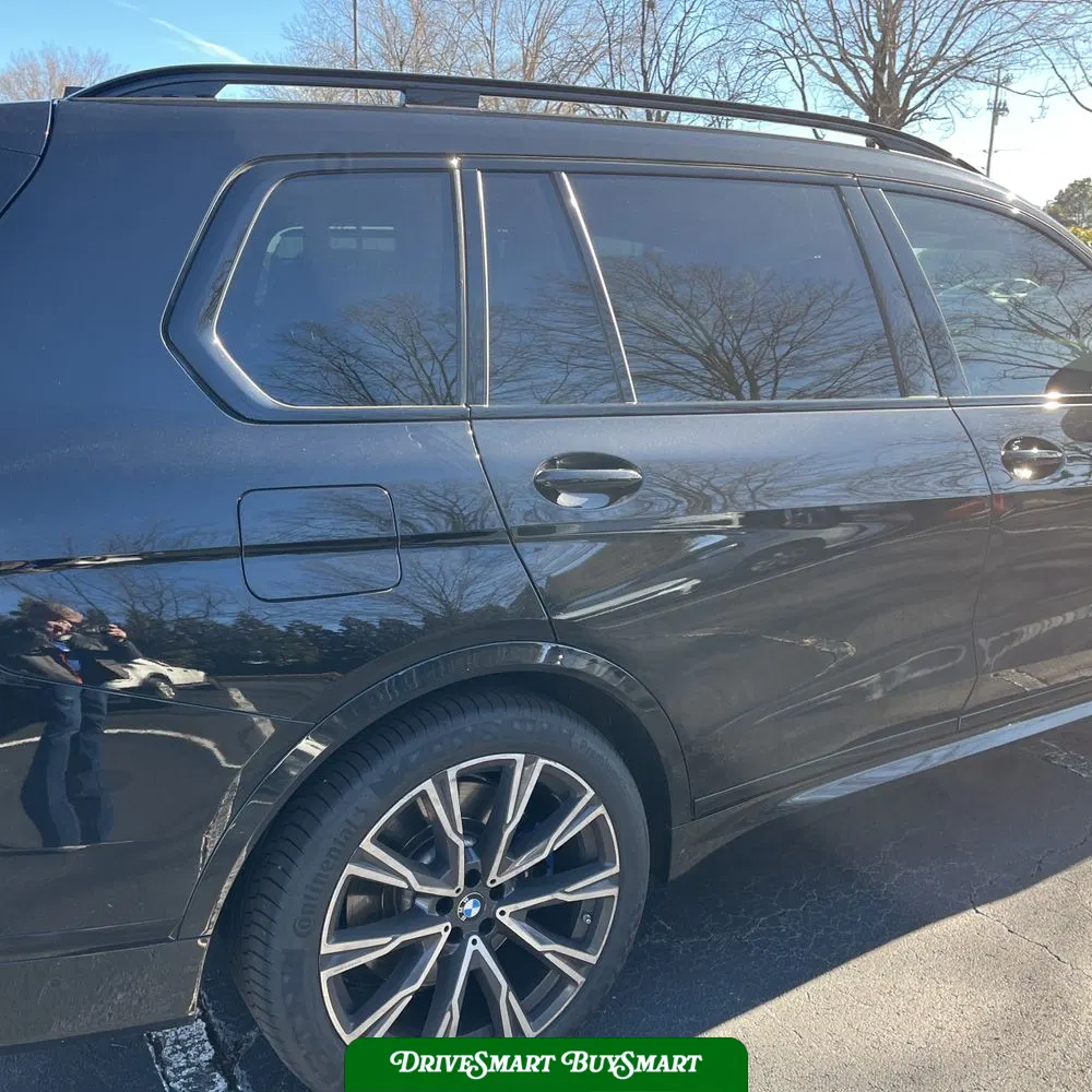 2022 BMW X7 M50i