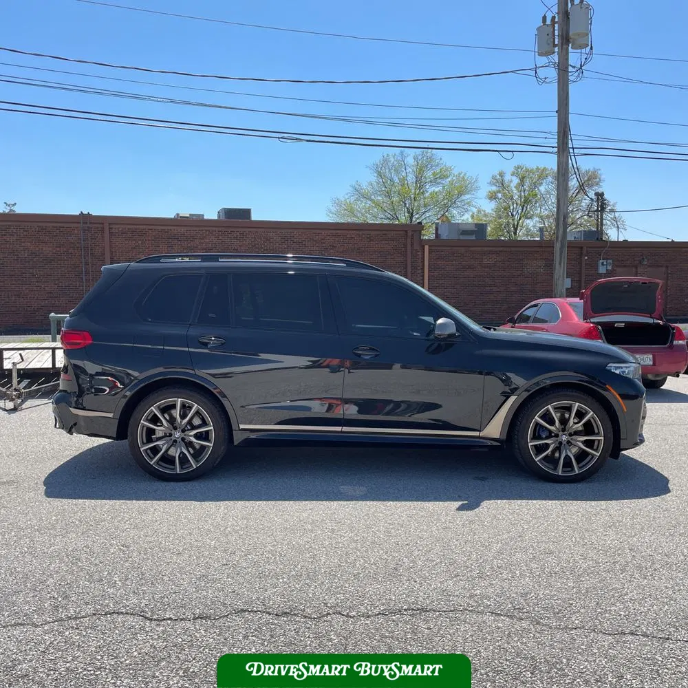 2021 BMW X7 M50i