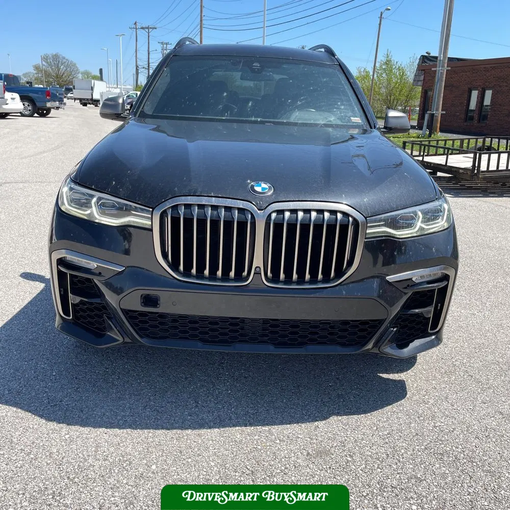 2021 BMW X7 M50i