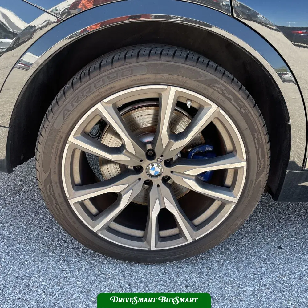 2021 BMW X7 M50i
