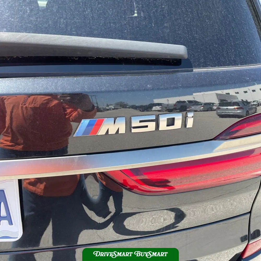 2021 BMW X7 M50i