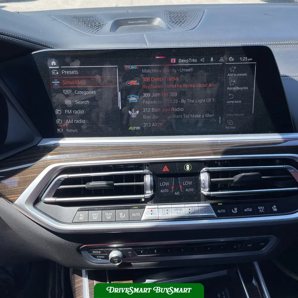 2021 BMW X7 M50i