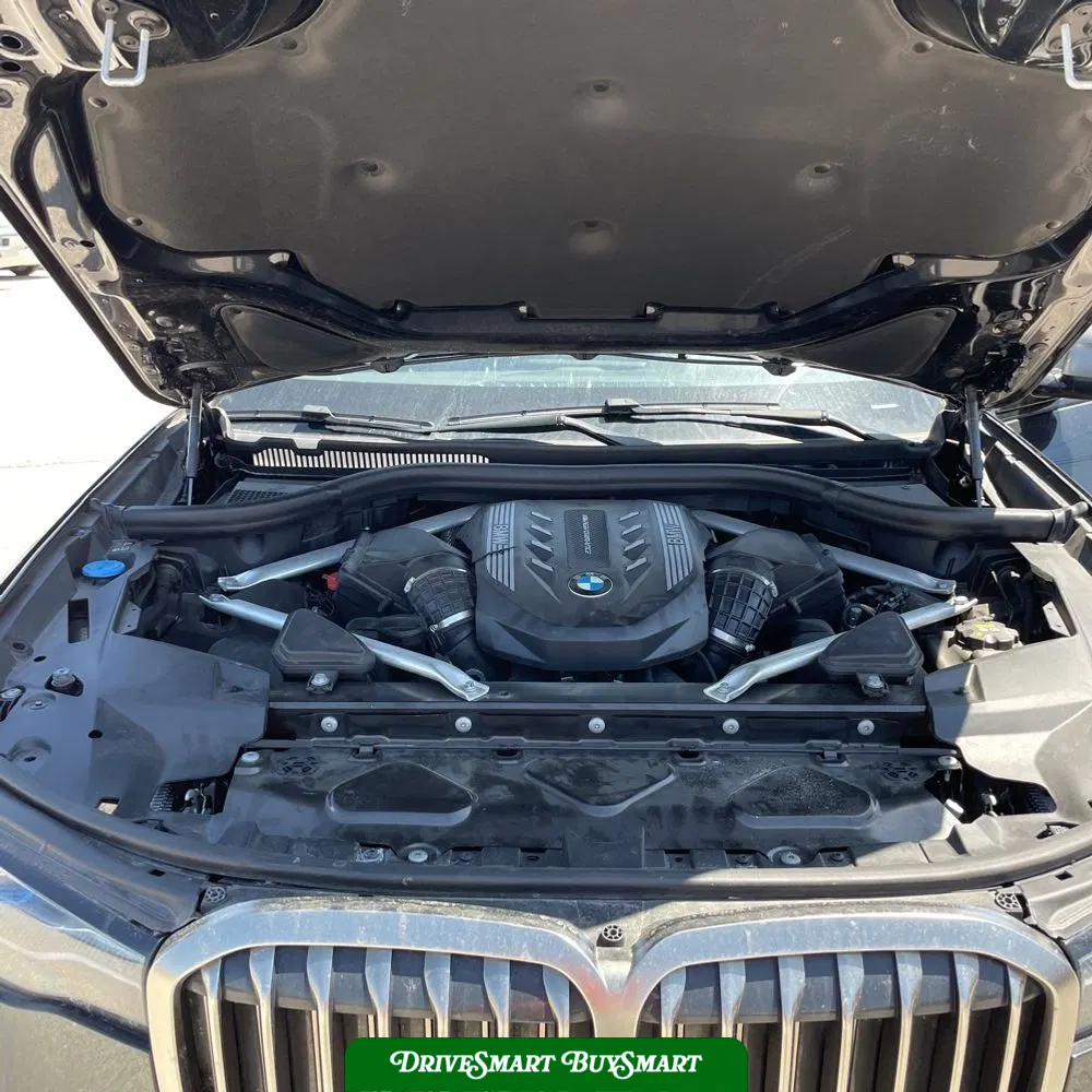 2021 BMW X7 M50i
