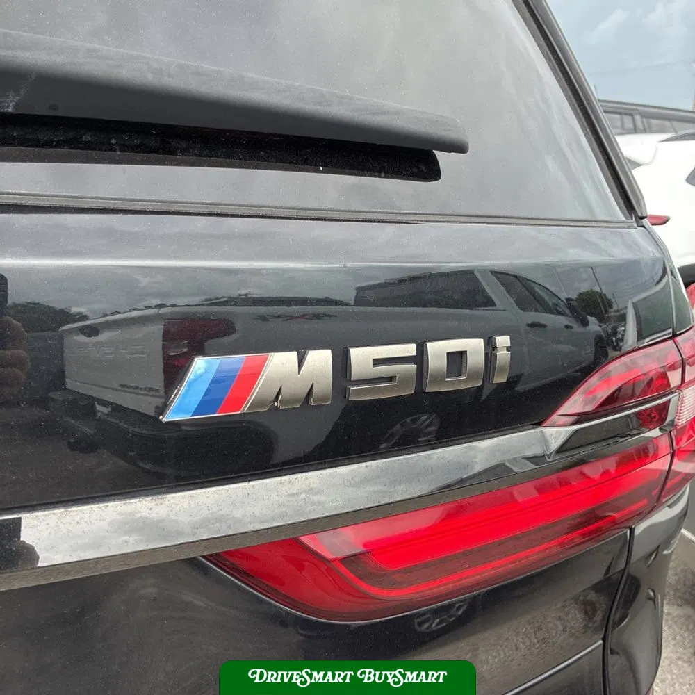 2020 BMW X7 M50i