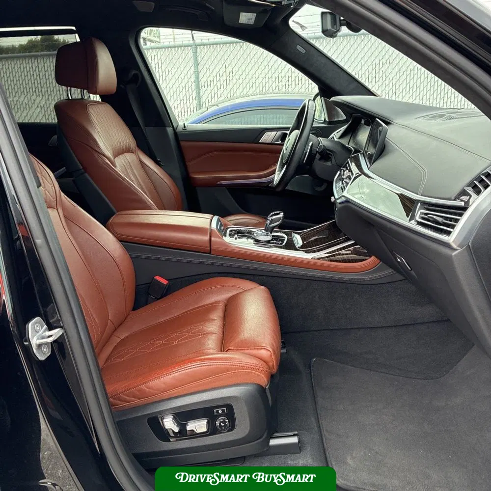 2020 BMW X7 M50i