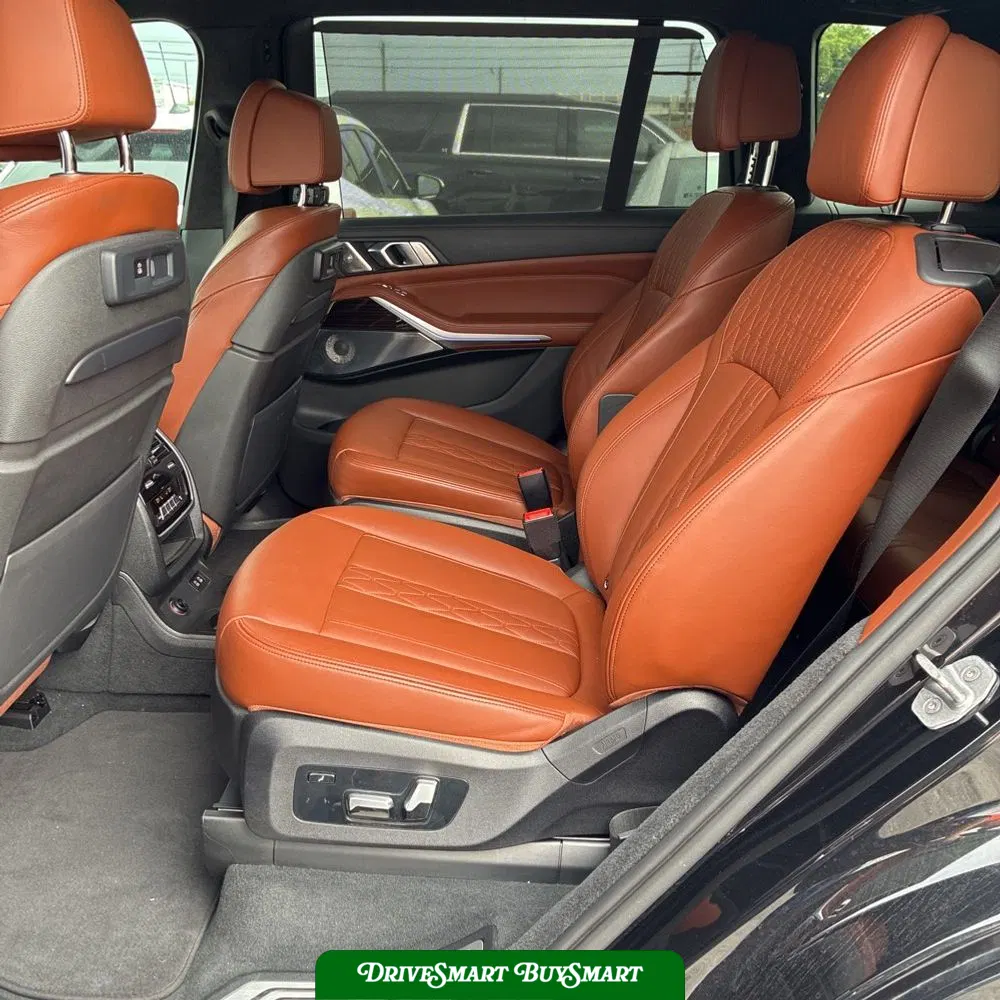 2020 BMW X7 M50i