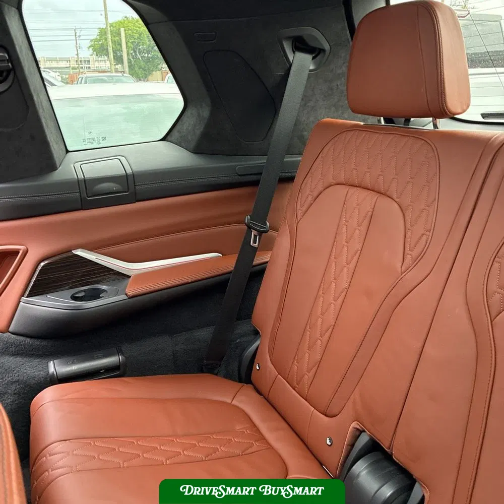 2020 BMW X7 M50i