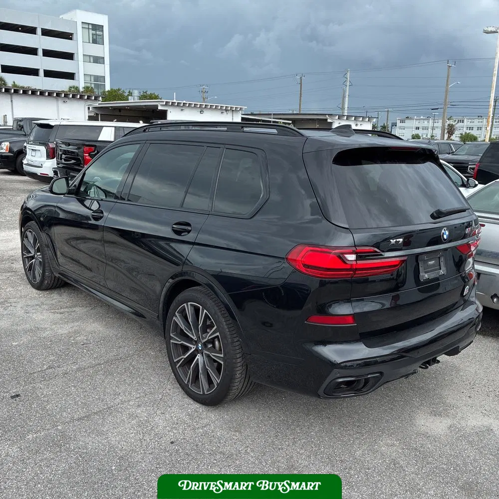 2020 BMW X7 M50i